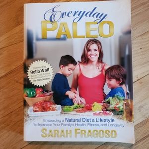 Everyday Paleo Meal Planner Book